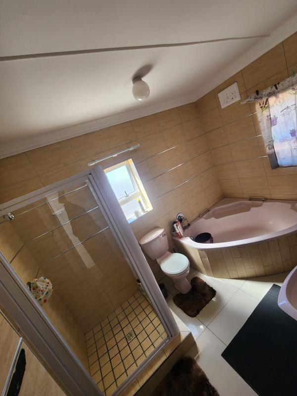 5 Bedroom Property for Sale in Malabar Eastern Cape